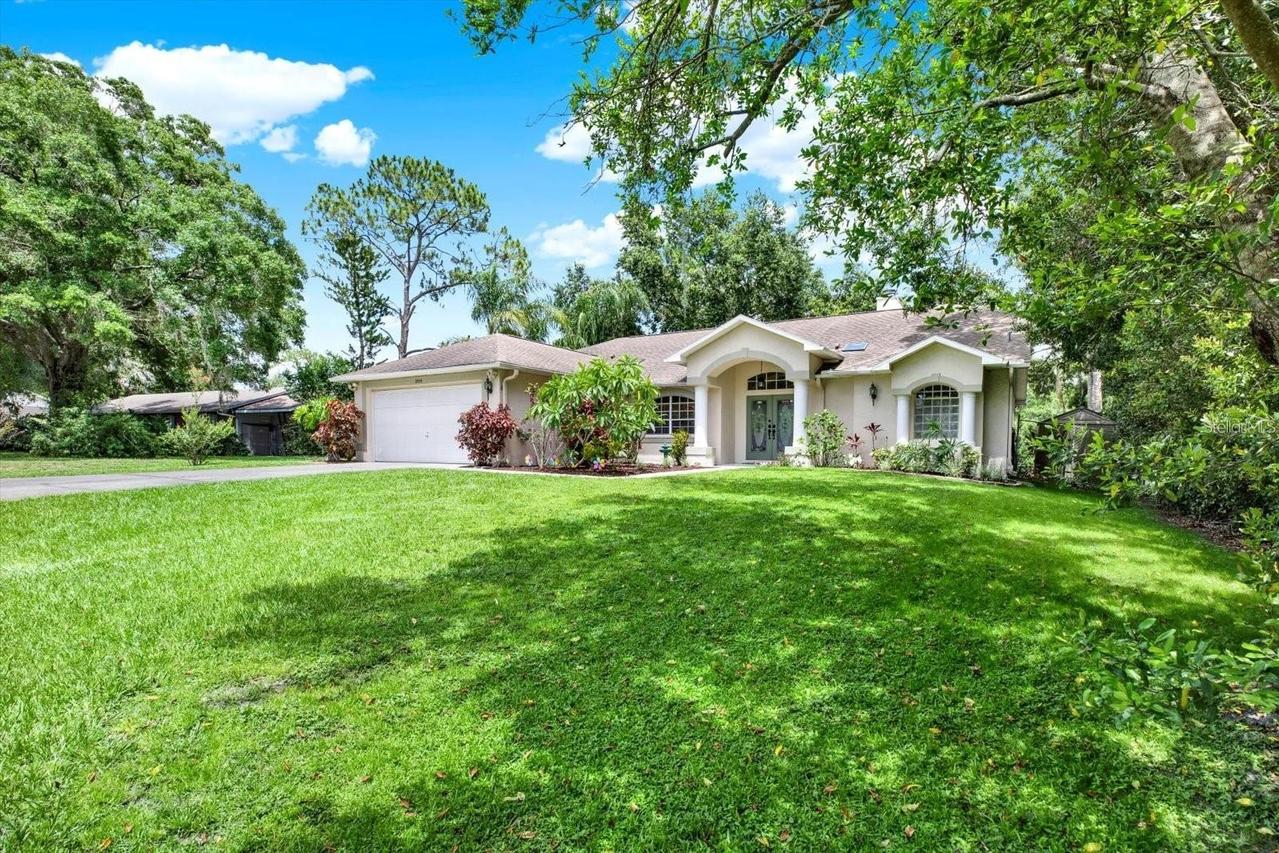 2454 Shadecrest Rd., Land O Lakes, FL 34639