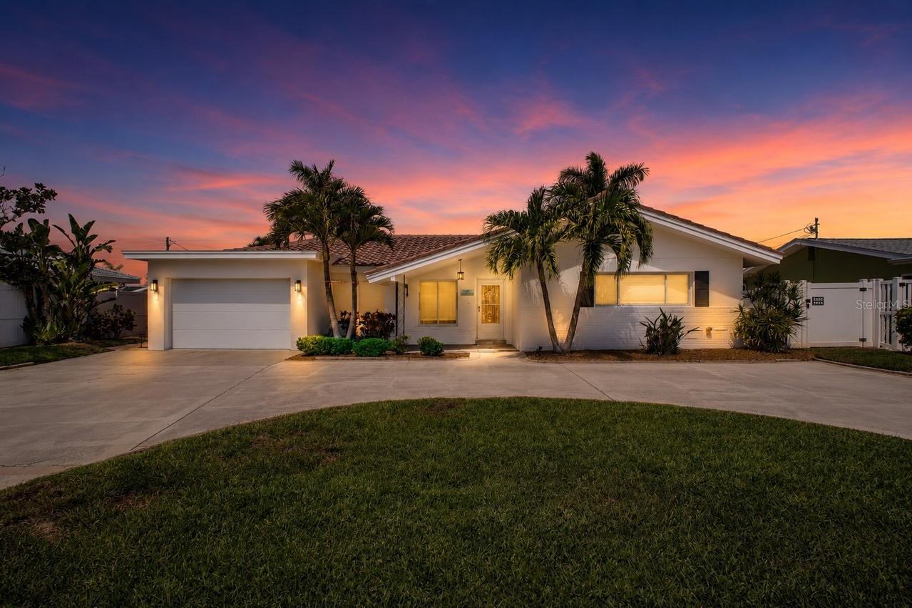 2220 E Vina Del Mar Blvd., St Pete Beach, FL 33706