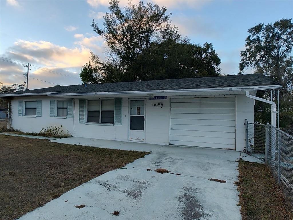 38247 3rd Ave., Zephyrhills, FL 33542