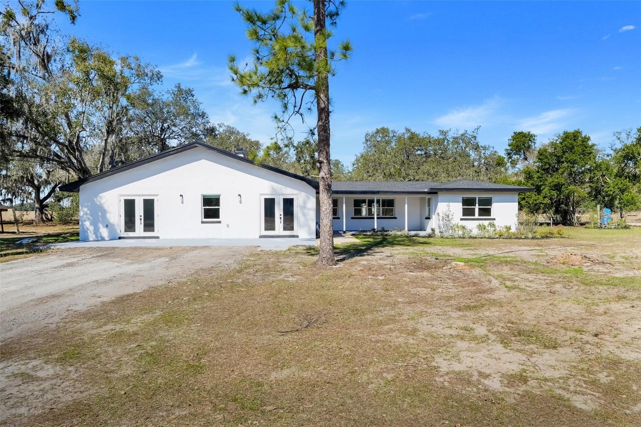 828 Saint Anne Shrine Rd., Lake Wales, FL 33898