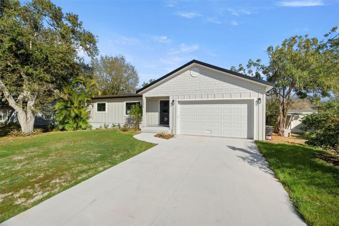 7211 Orpine Dr., St Petersburg, FL 33702