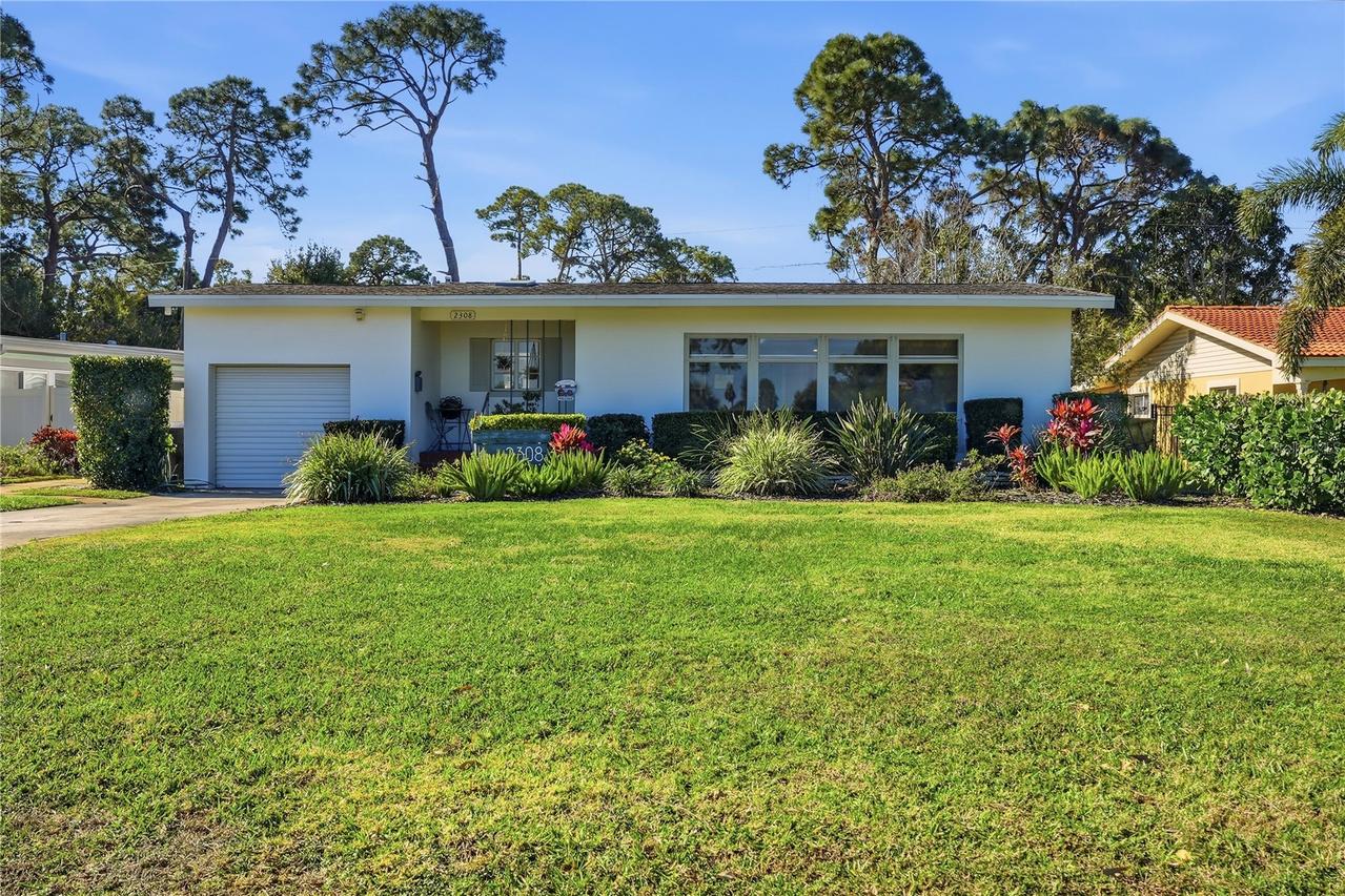 2308 Fairway Ave., St Petersburg, FL 33712