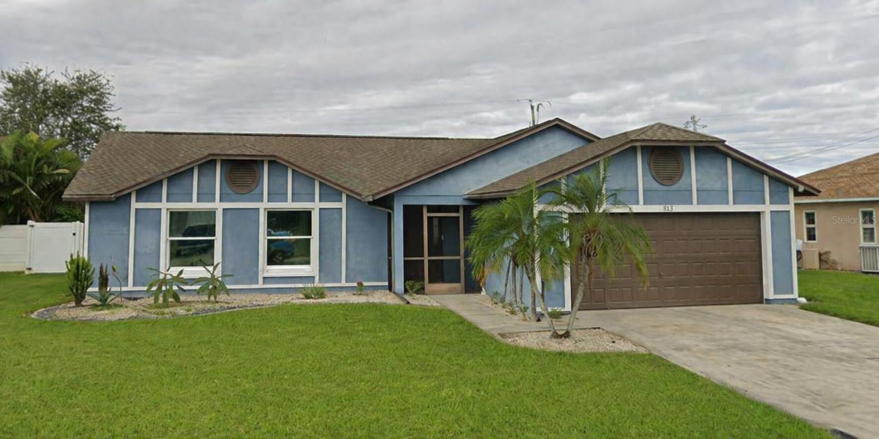 32 NE 13th Pl., Cape Coral, FL 33909