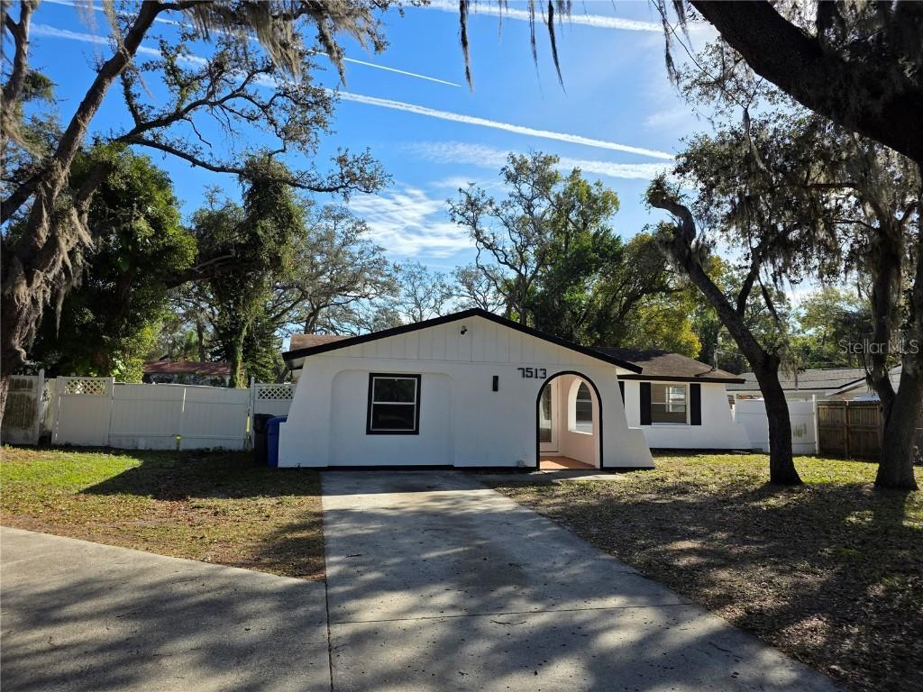 7513 N Himes Ave., Tampa, FL 33614