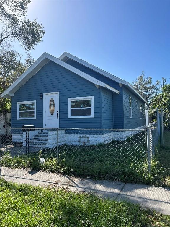 1218 13th Ave., St Petersburg, FL 33705