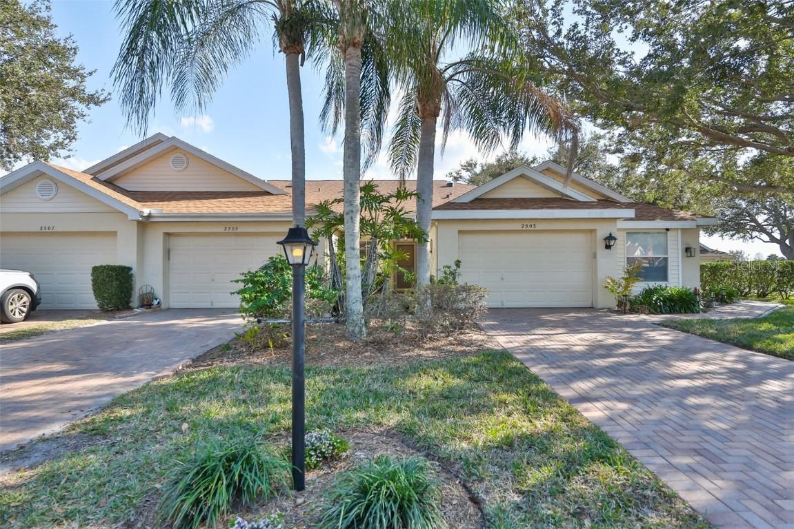 2505 New Haven Cir. #109, Sun City Center, FL 33573