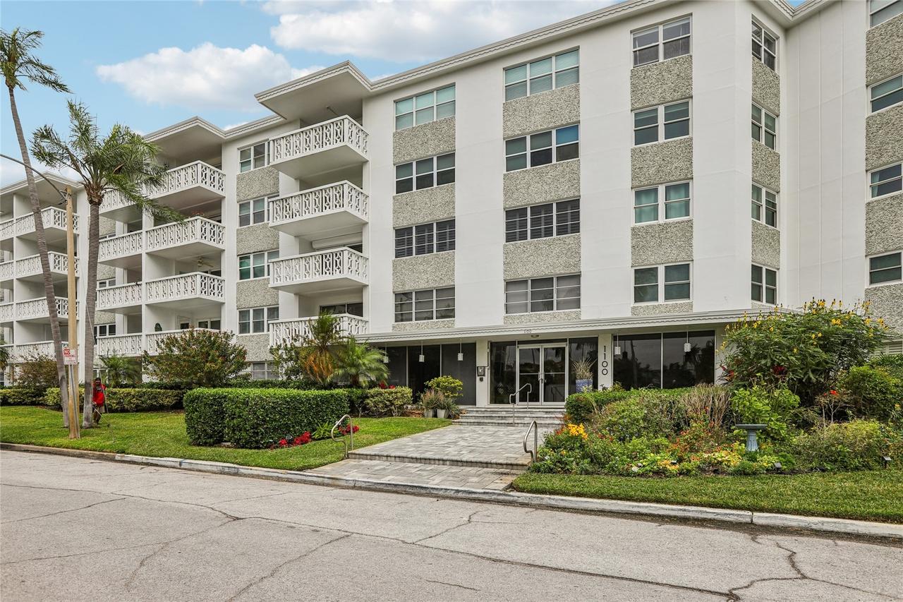 1100 N Shore Dr. #304, St Petersburg, FL 33701