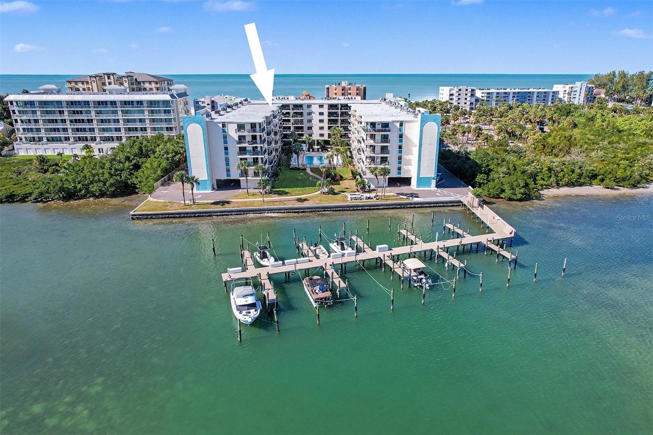 19531 Gulf Blvd. #615, Indian Shores, FL 33785