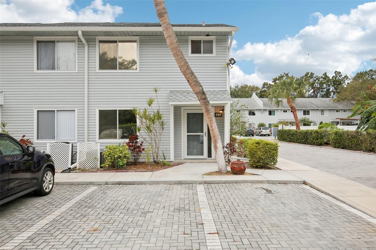 500 New York Ave. #21, Dunedin, FL 34698