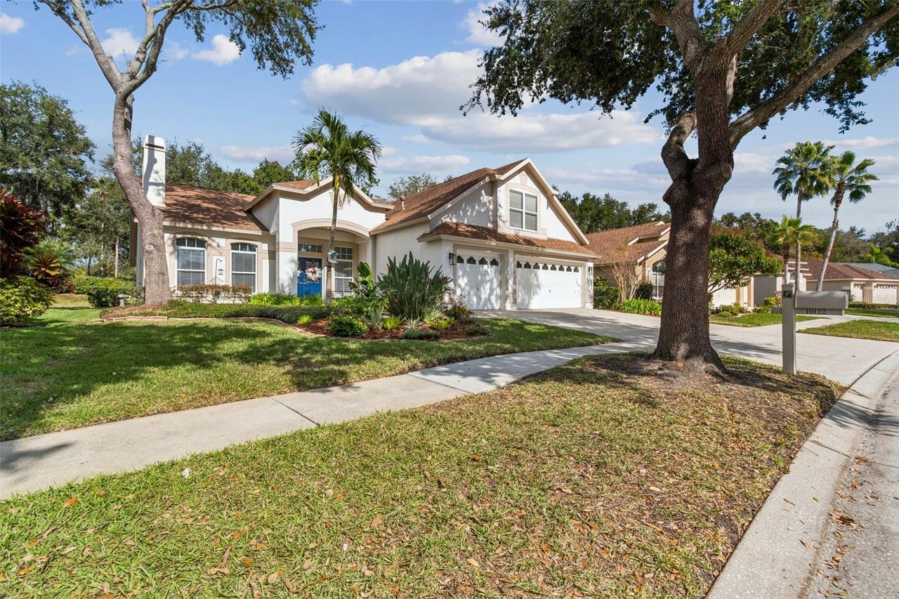 10122 Whisper Pointe Dr., Tampa, FL 33647