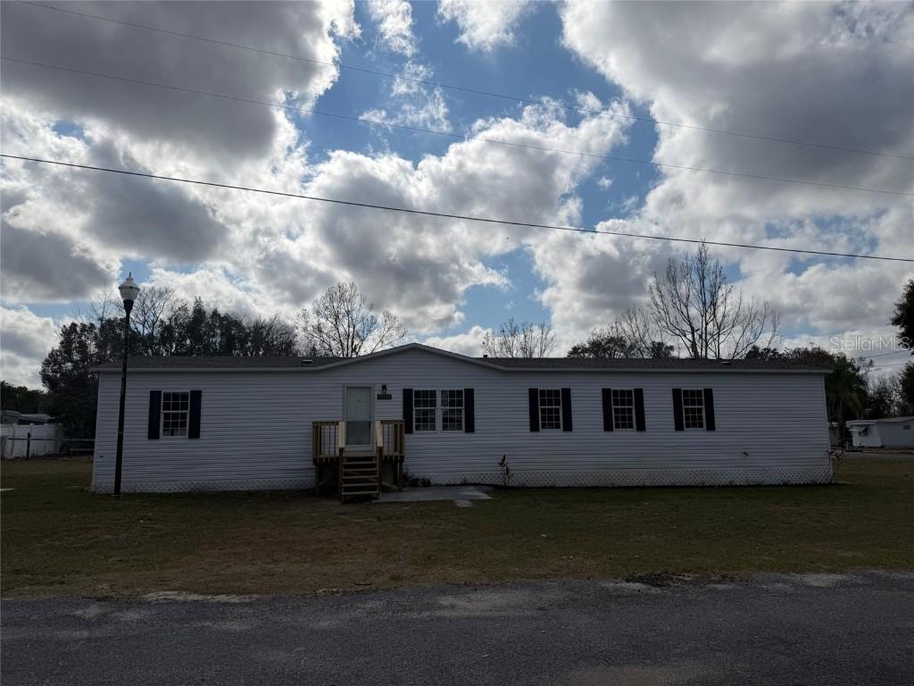 28834 Hubbard St., Leesburg, FL 34748