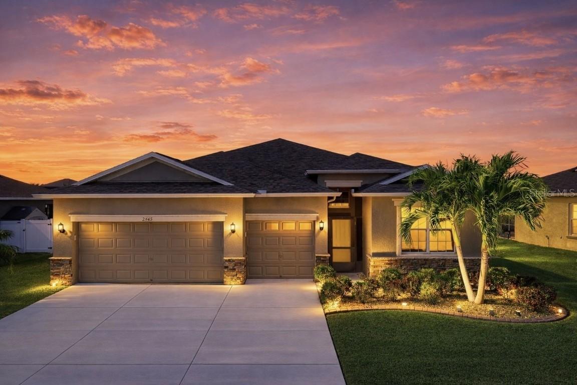 2415 Cumberland Cliff Dr., Ruskin, FL 33570