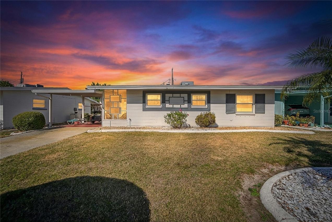 1607 Council Dr., Sun City Center, FL 33573