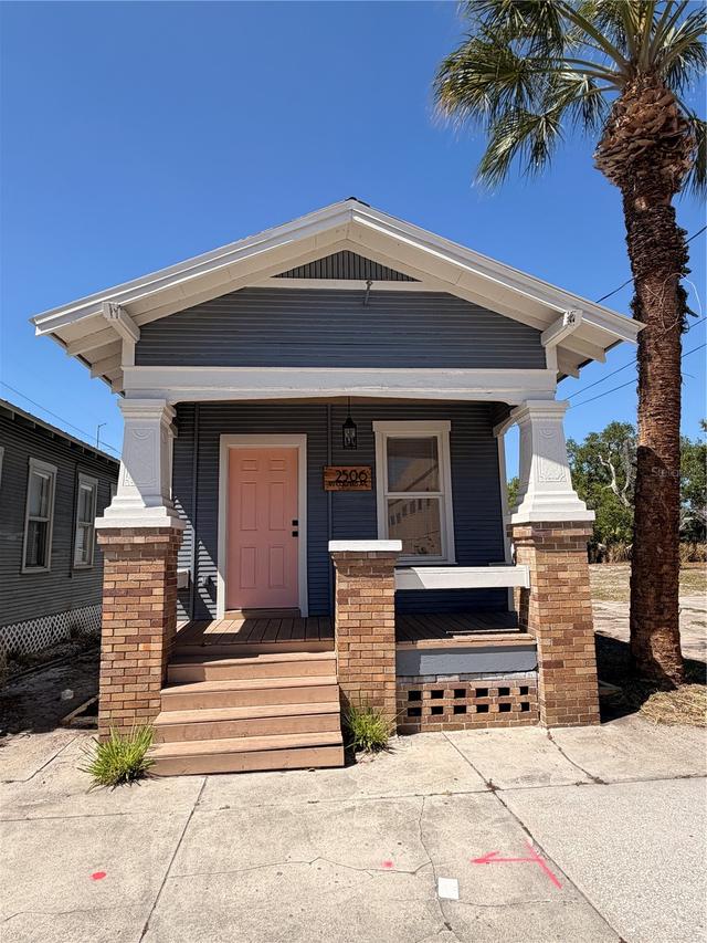 2506 1/2 E Columbus Dr., Tampa, FL 33605