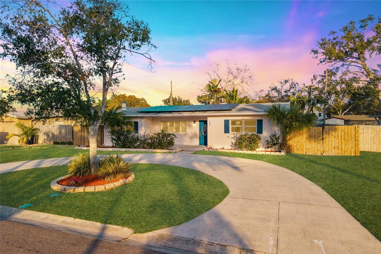 5681 Cedar St., St Petersburg, FL 33703