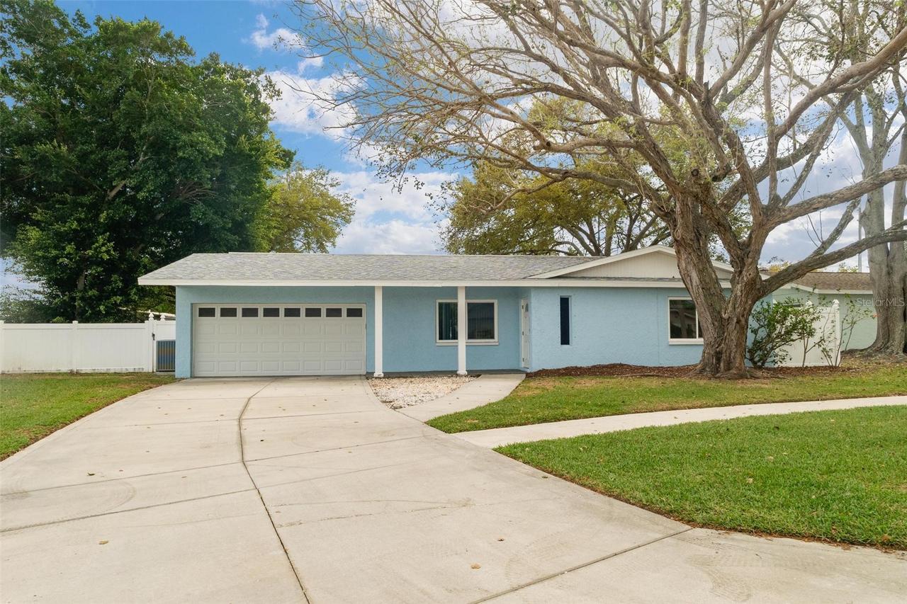 11196 120th Ter., Largo, FL 33778