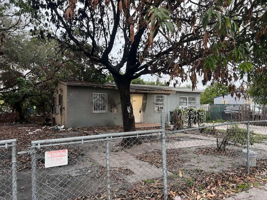 18020 NW 2nd Pl., Miami, FL 33169