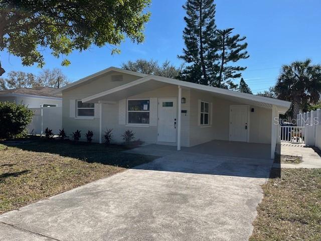 710 74th Ave., St Petersburg, FL 33702