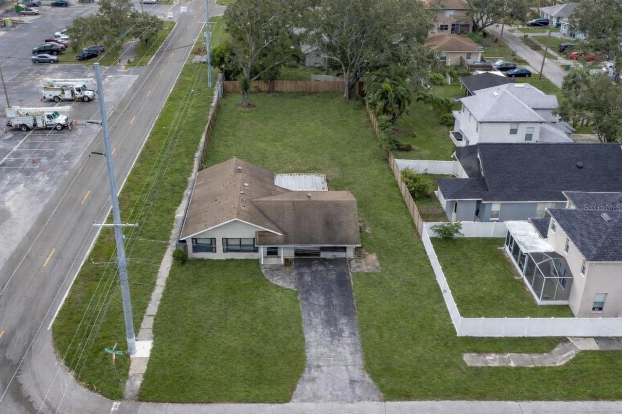 4402 W Lancaster St., Tampa, FL 33616