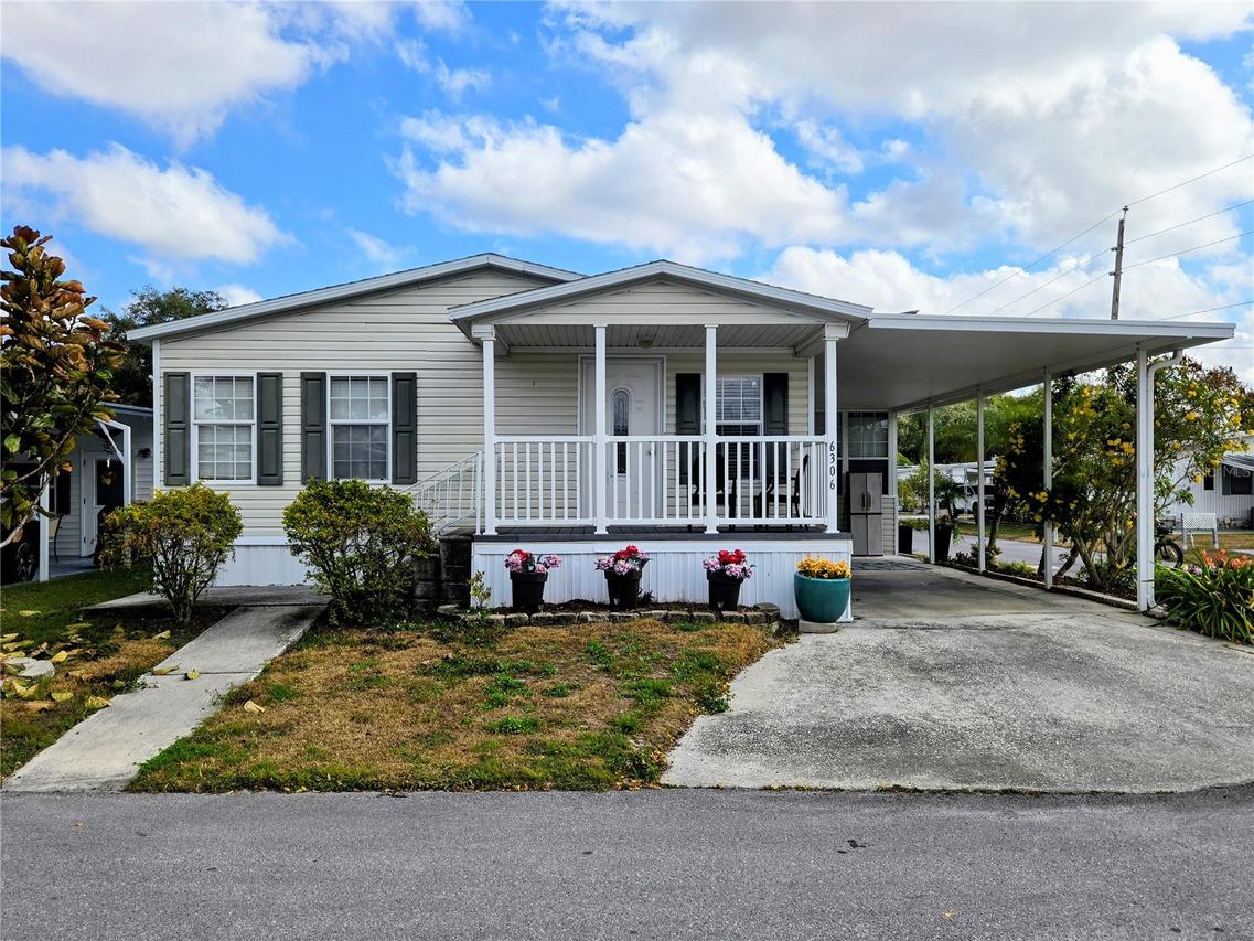 6306 Wealthy Ln., Zephyrhills, FL 33542