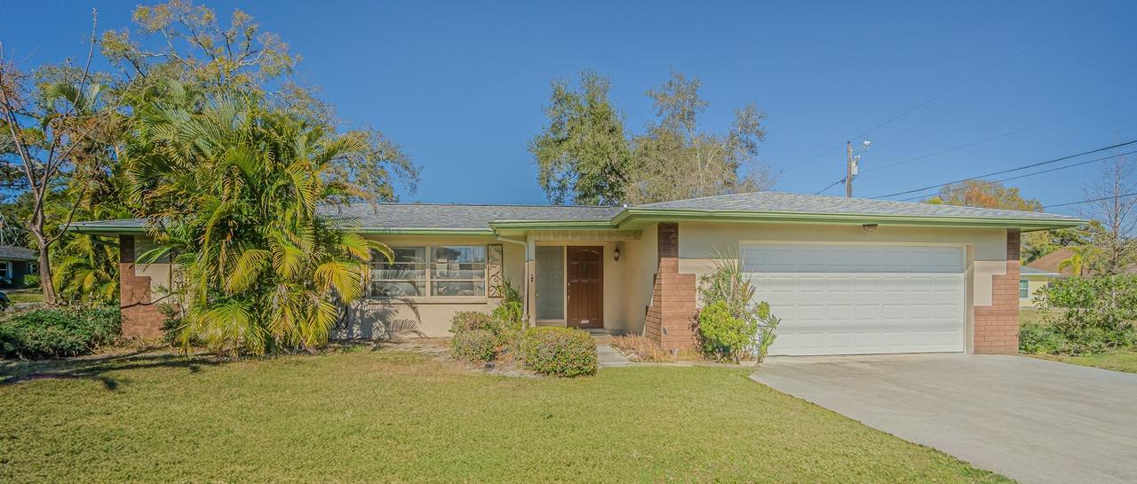 1300 Michigan Blvd., Dunedin, FL 34698