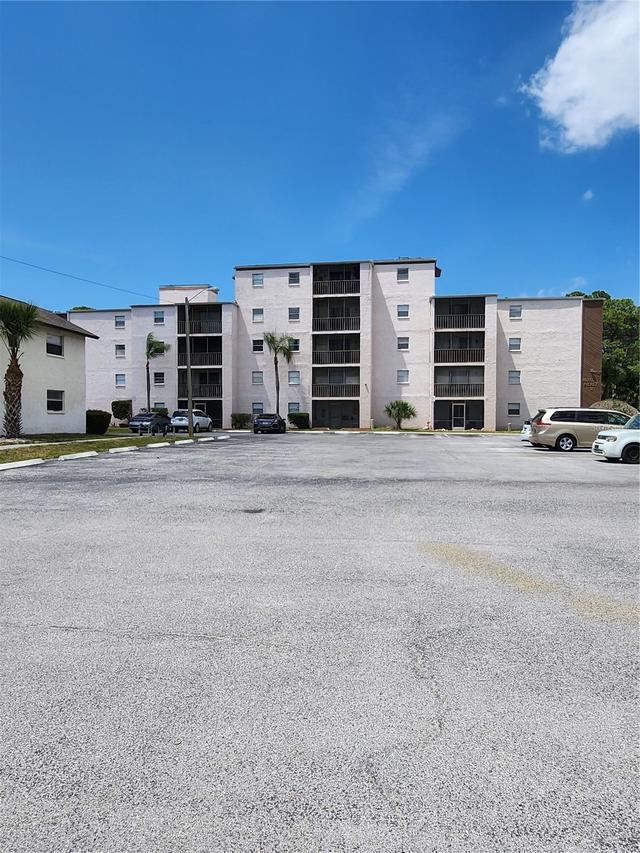 5541 Bay Blvd. #403, Port Richey, FL 34668