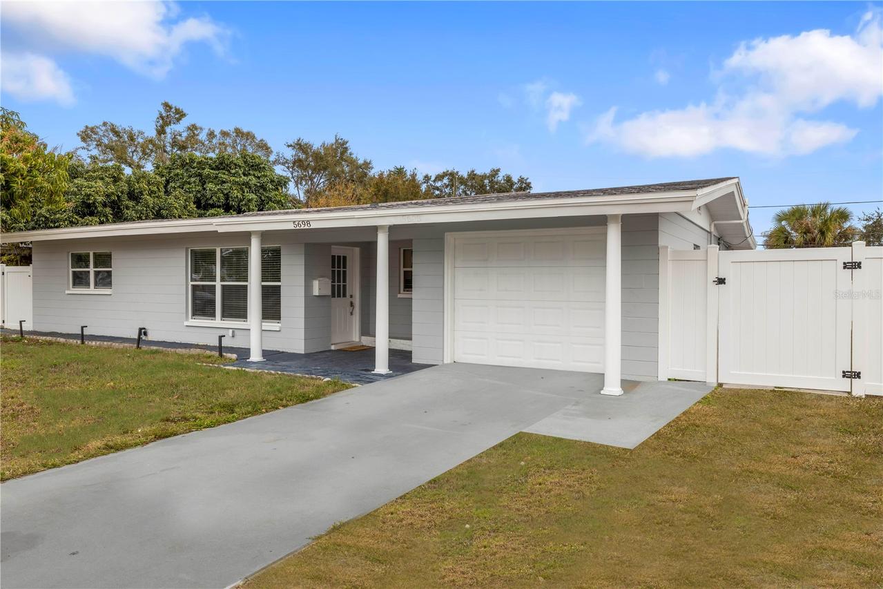 5698 38th Ave., St Petersburg, FL 33710