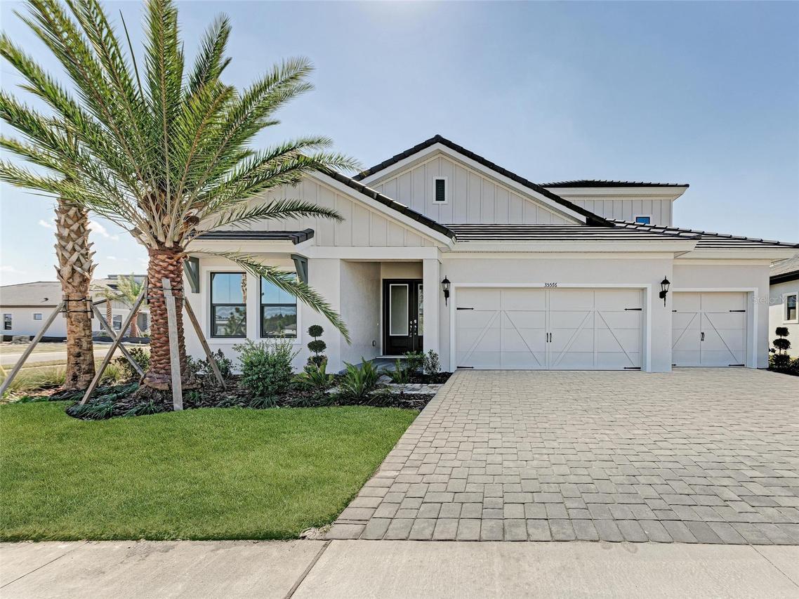 35576 Big Hawk Dr., Zephyrhills, FL 33541