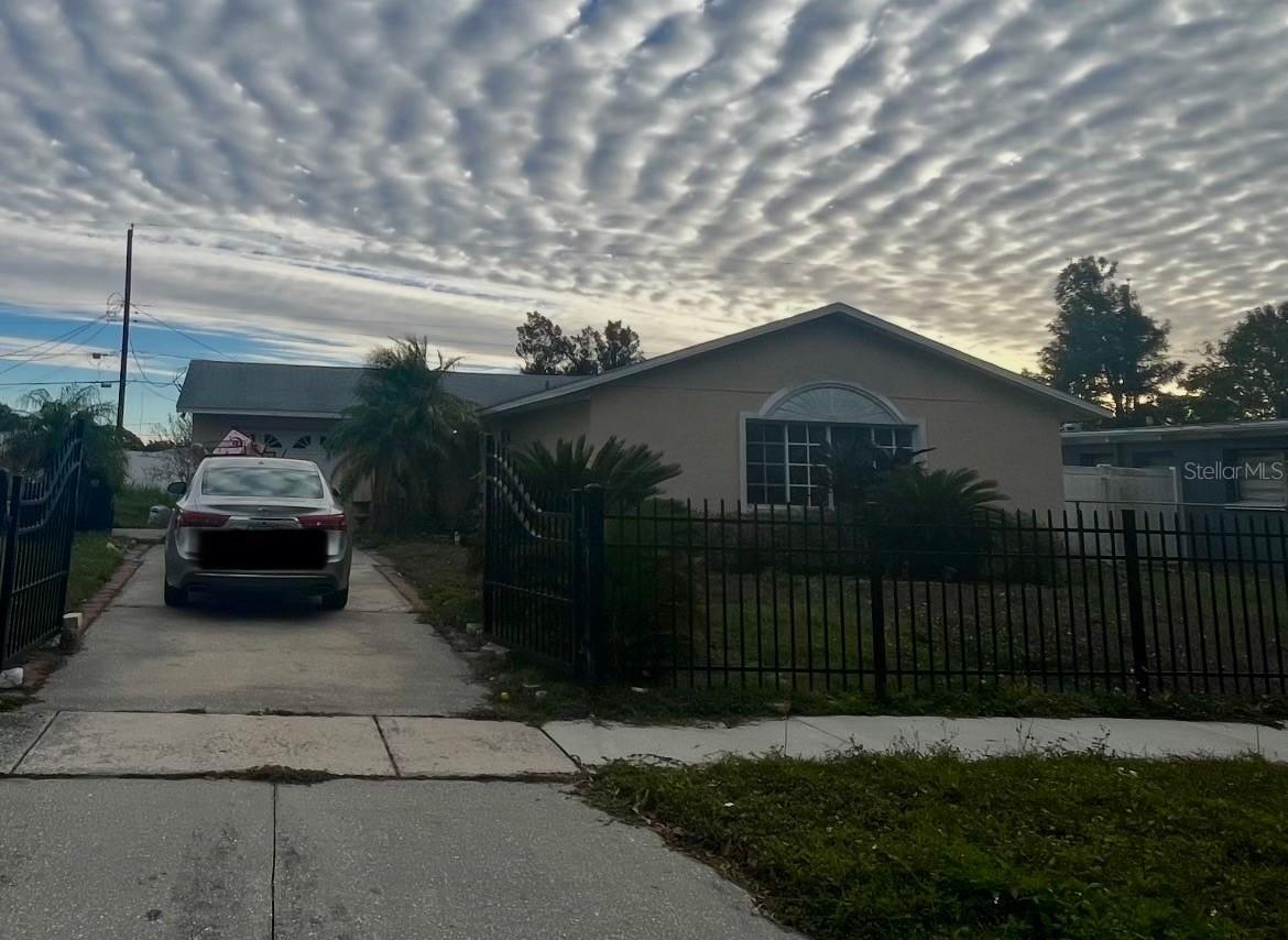 1713 Carnegie Cir., Tampa, FL 33619