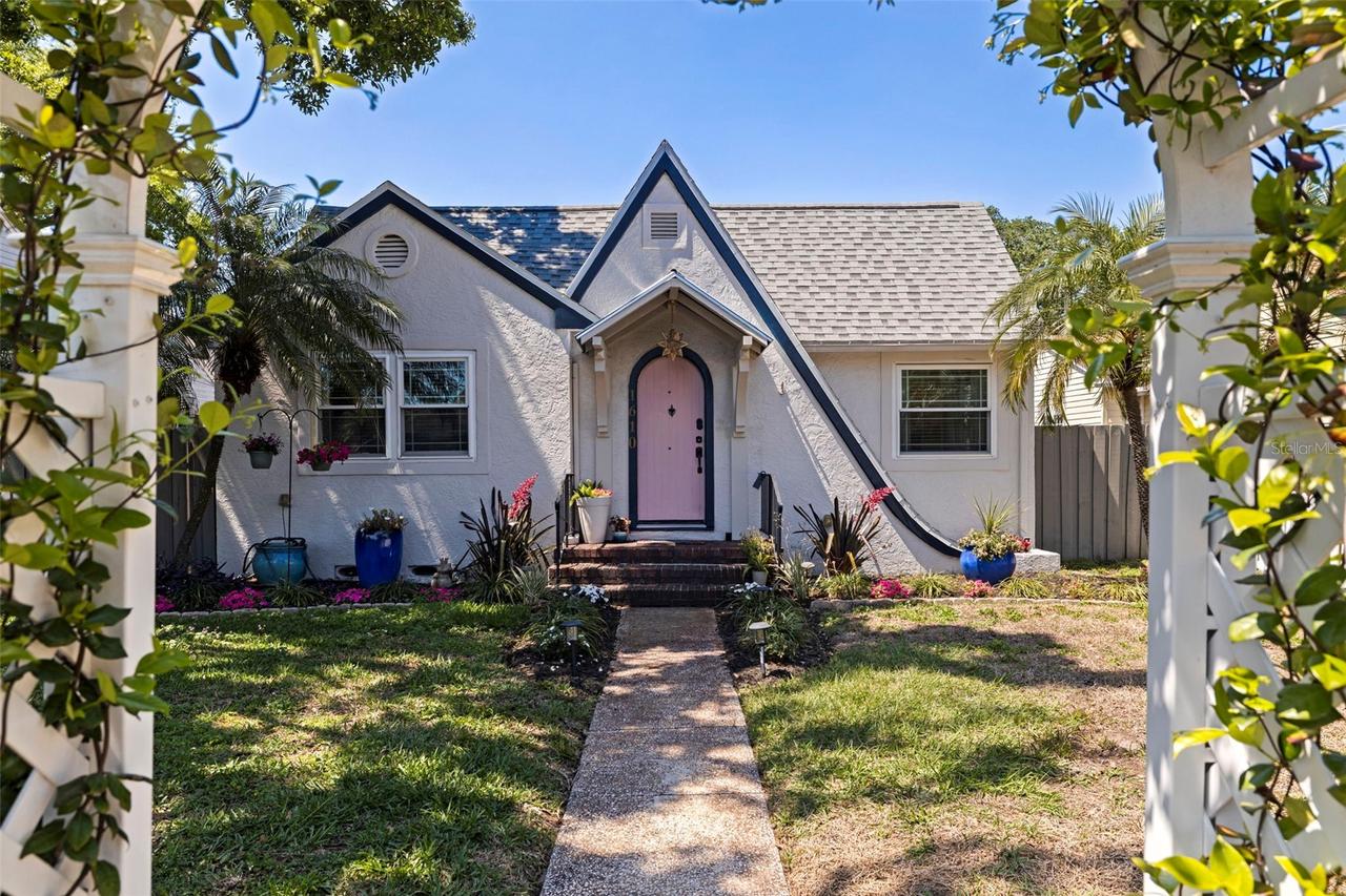 1610 14th St., St Petersburg, FL 33704