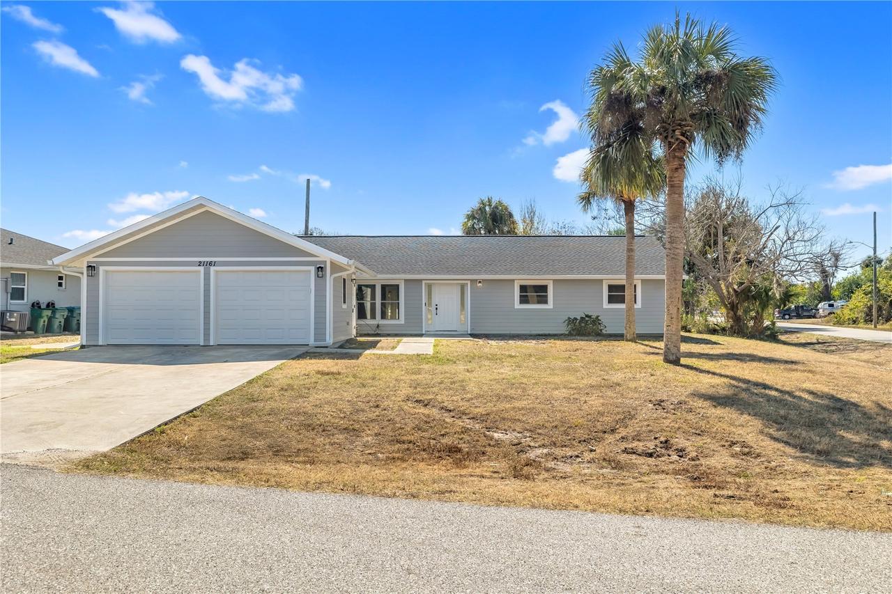 21161 Knollwood Ave., Port Charlotte, FL 33952