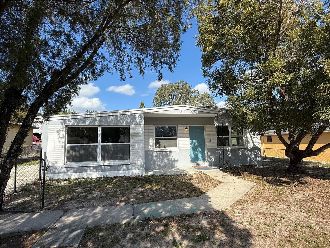 617 Pent St., Tarpon Springs, FL 34689