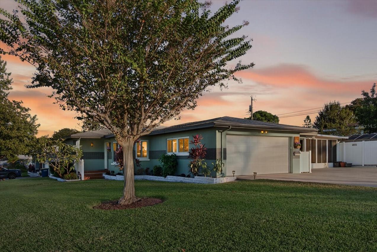 1241 S Lake Dr., Clearwater, FL 33756