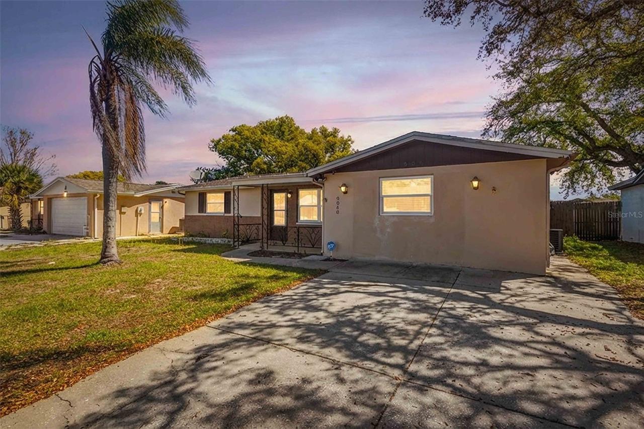 9040 Lunar Ln., Port Richey, FL 34668