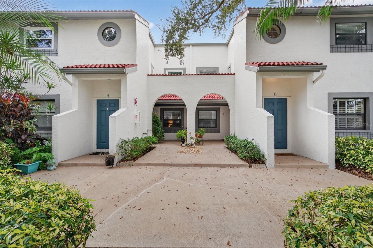 484 Santa Cruz Pl. #G, St Petersburg, FL 33703