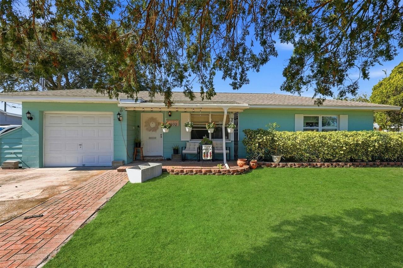 3992 62nd St., St Petersburg, FL 33709