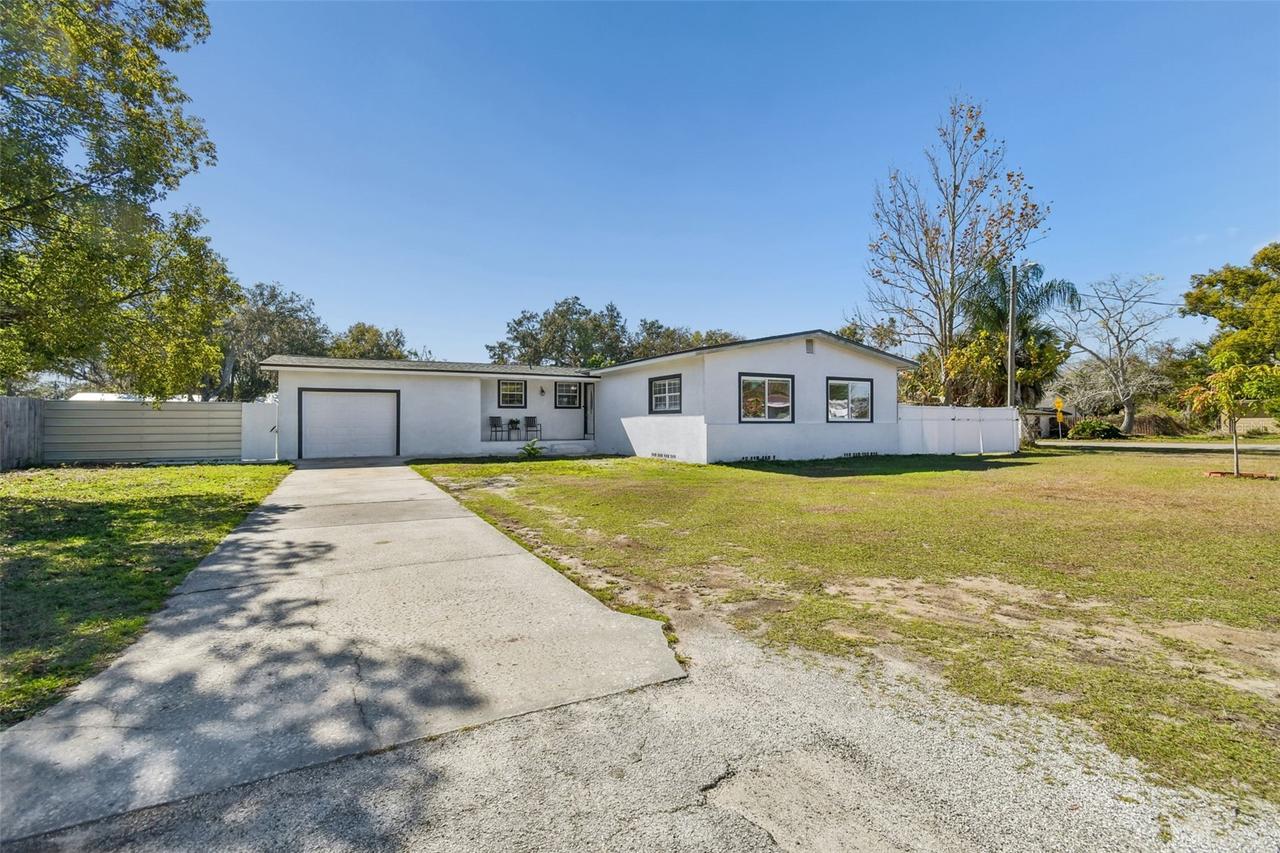 2109 Oakland Dr., Brandon, FL 33510