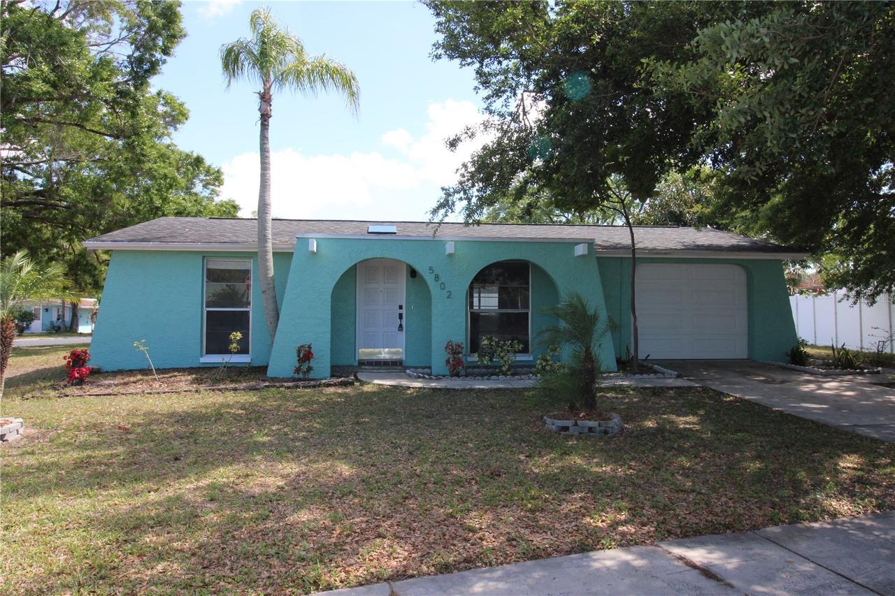 5802 Greenwood Way, Holiday, FL 34690