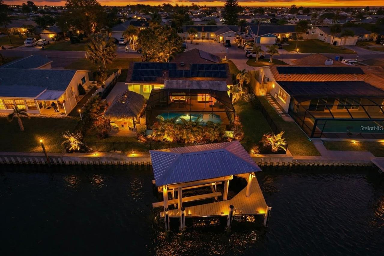 1016 Spindle Palm Way, Apollo Beach, FL 33572