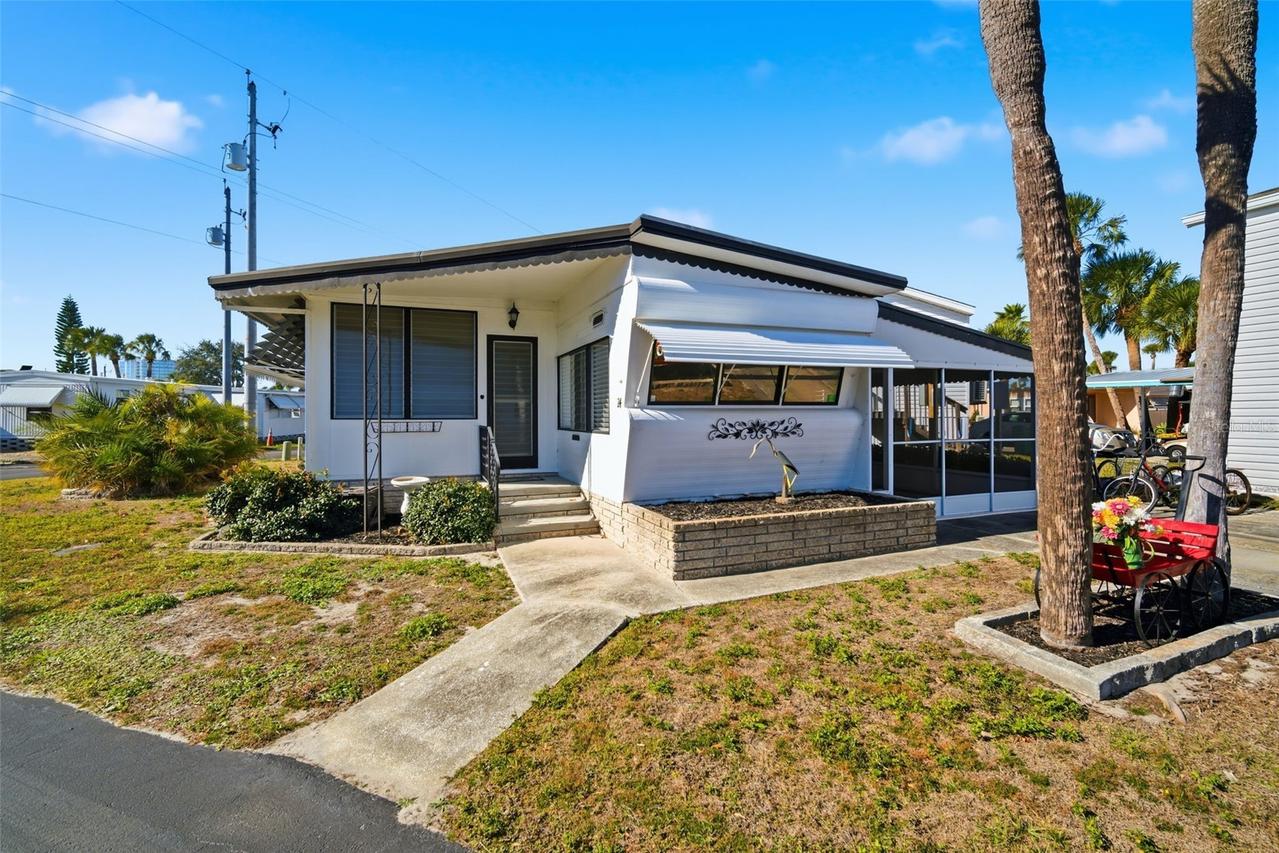 4851 W Gandy Blvd. #B4L24, Tampa, FL 33611