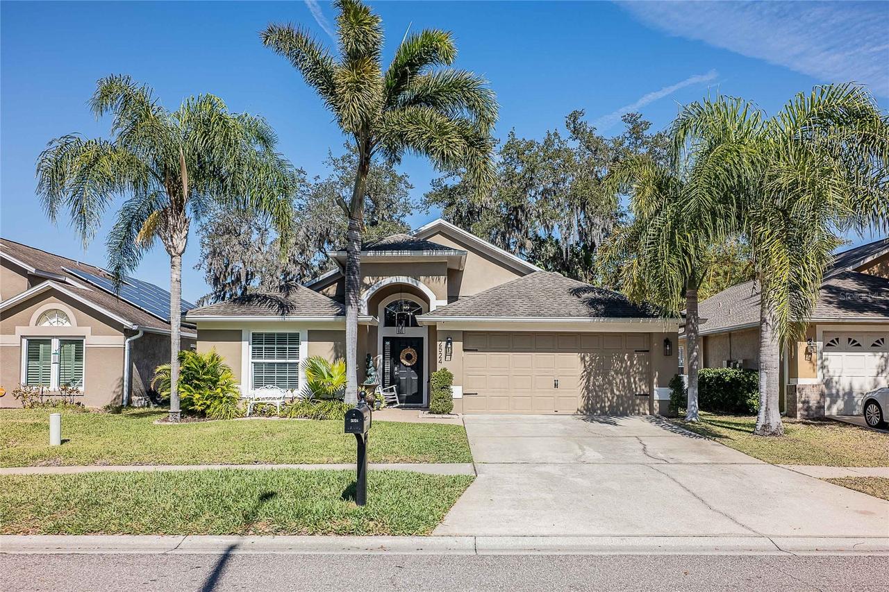 2524 Siena Way, Valrico, FL 33596