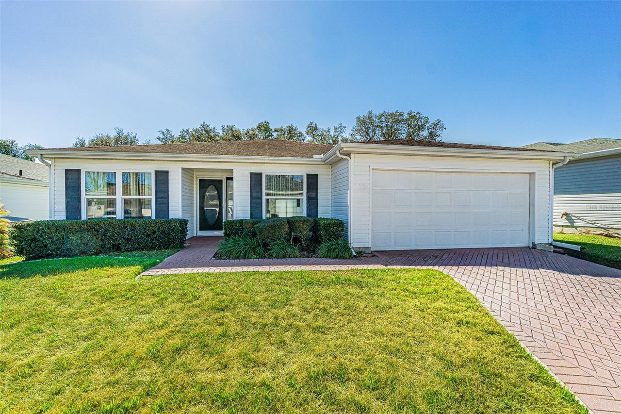 29140 Princeville Dr., San Antonio, FL 33576