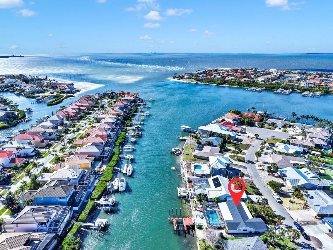 6317 Cocoa Ln., Apollo Beach, FL 33572