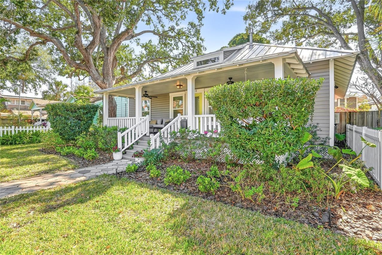 400 9th Ave., St Petersburg, FL 33701