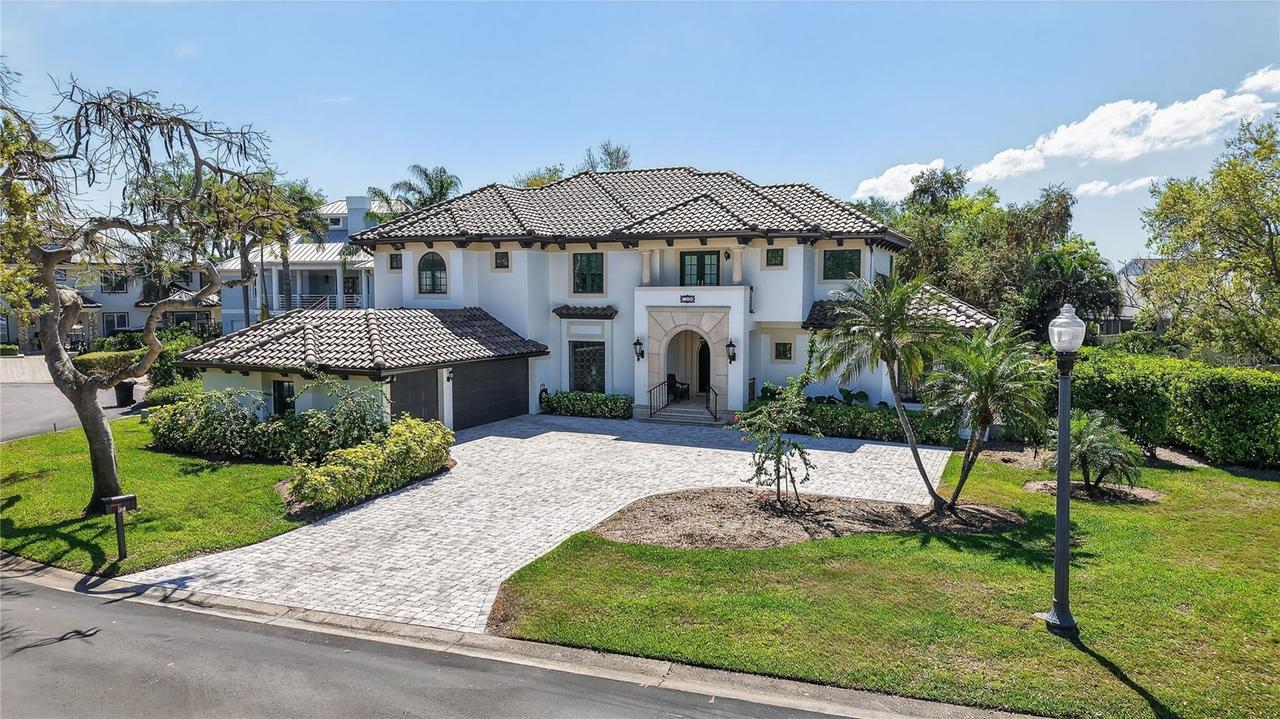 1100 Tortuga Cir., St Petersburg, FL 33702