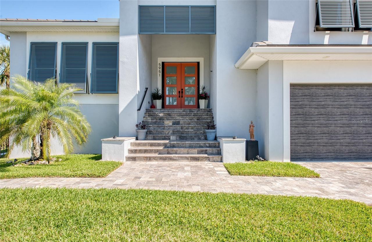 5951 Bay Dr., Gulfport, FL 33707