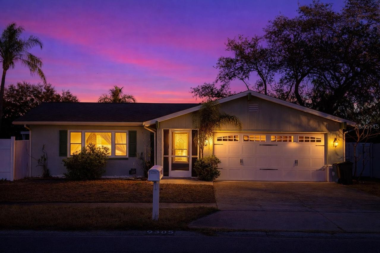 9305 120th Ln., Seminole, FL 33772