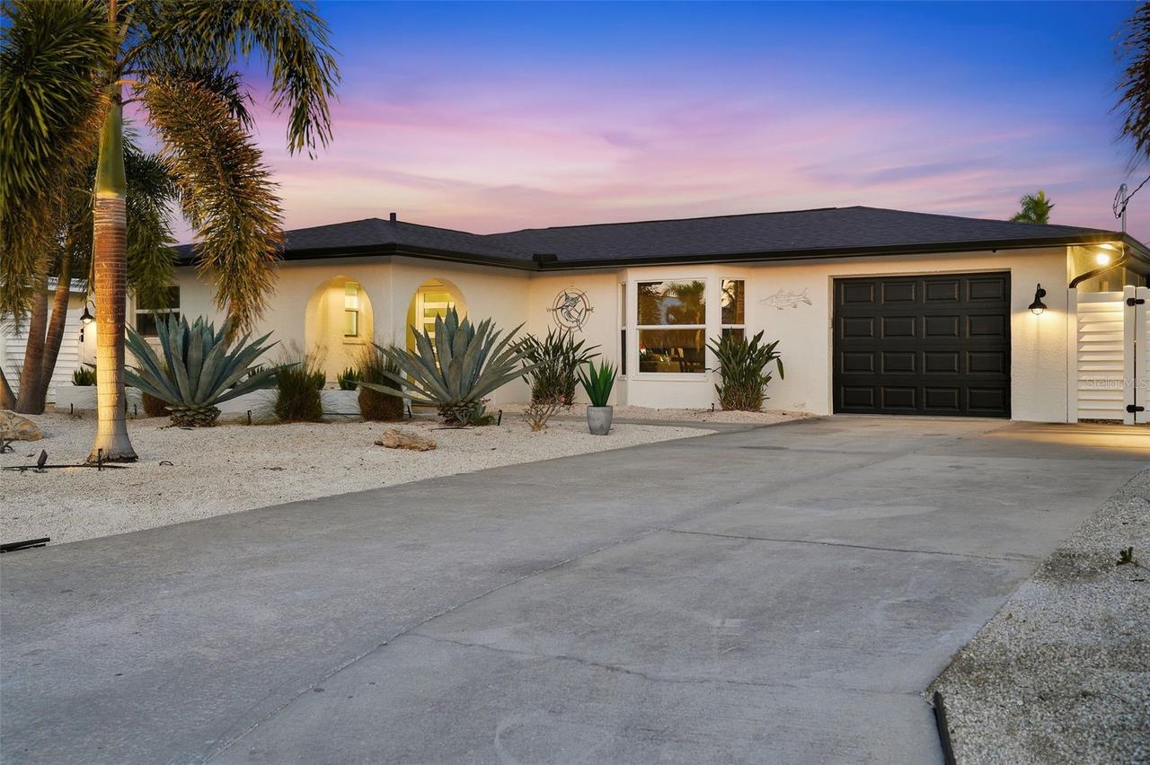 3915 Coconut Ter., Bradenton, FL 34210