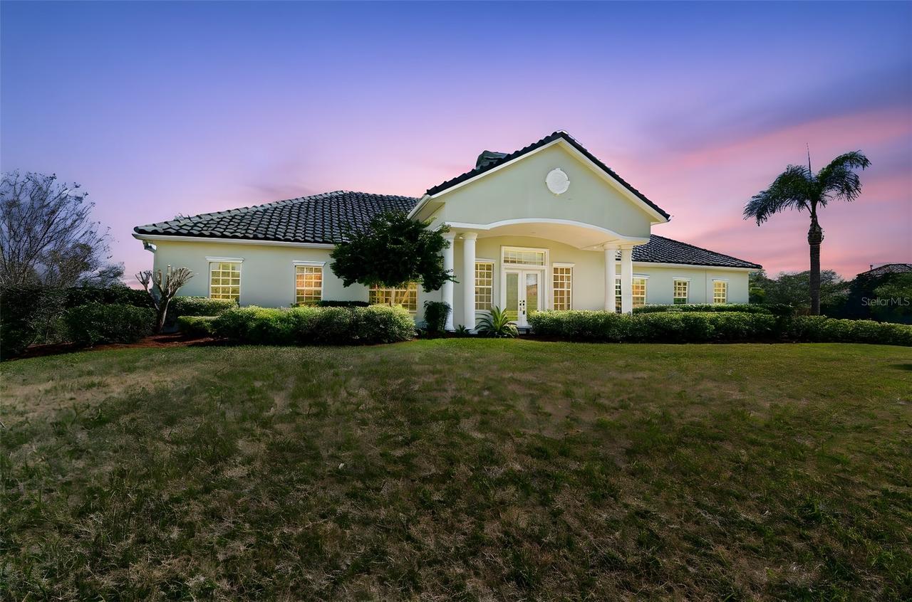 18909 Apian Way, Lutz, FL 33558