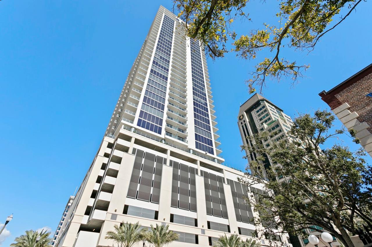 275 1st Ave. #1604, St Petersburg, FL 33701